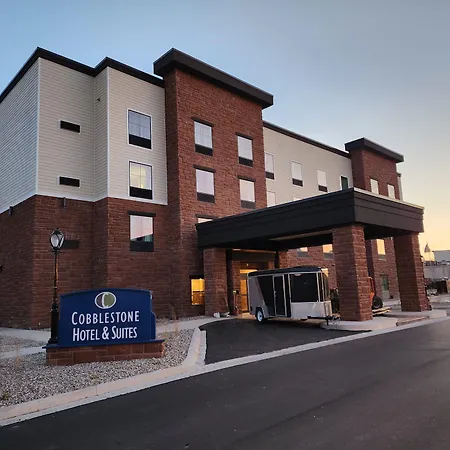Cobblestone Hotel & Suites - De Pere Green Bay-2